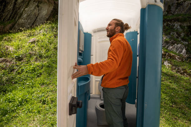 Portable Toilet Options We Offer in Yoakum, TX